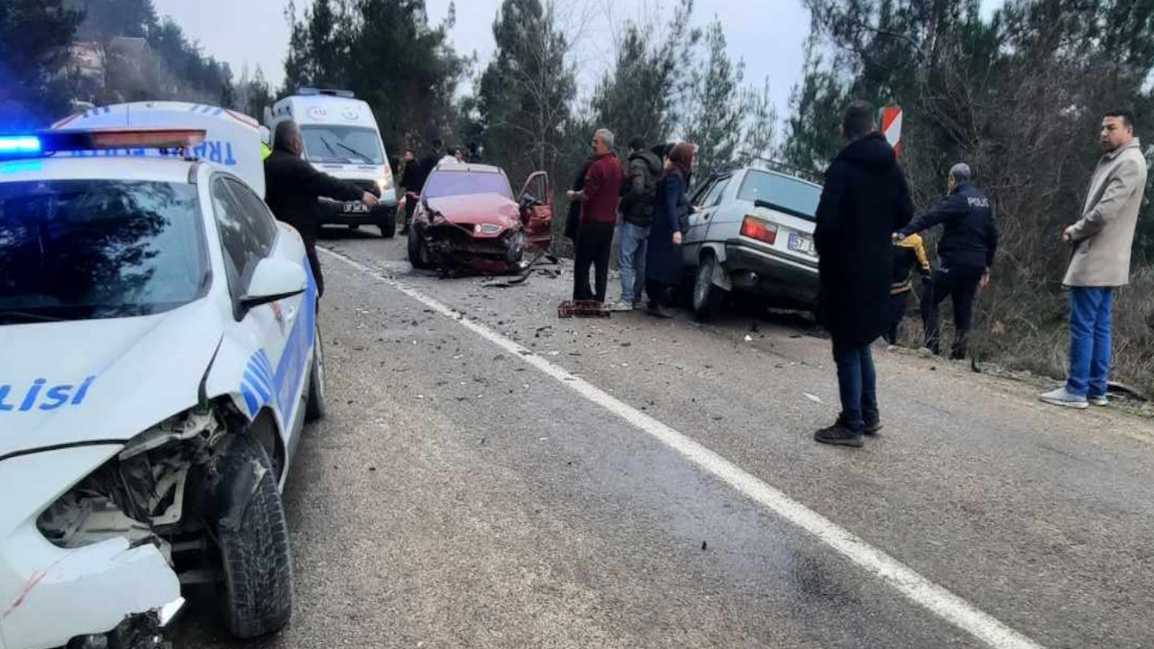 Sinop'ta kaza: 1'i polis 3 yaralı