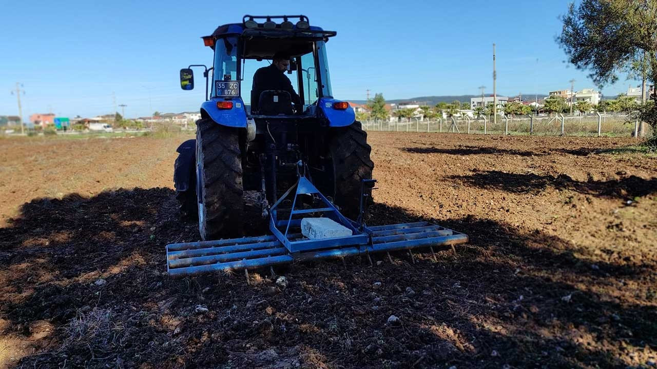 İzmir Büyükşehir Belediyesi çiftçi için arazilerini üretime açtı