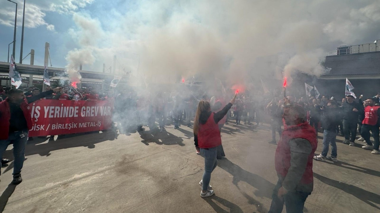 İzmir Gates İşçileri 8 Mart'ta grevde çıktı