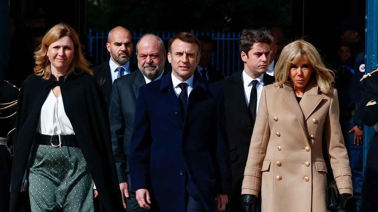 Fransa Cumhurbaşkanı Macron'dan eşinin 'erkek doğduğu' iddiasına yanıt
