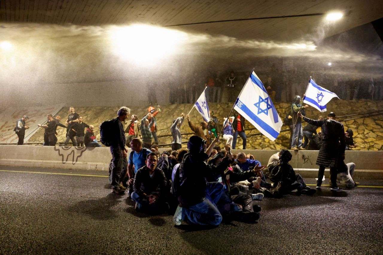 İsrail'de protestolar: 'Savaşın kazananı olmaz' - Sayfa 2