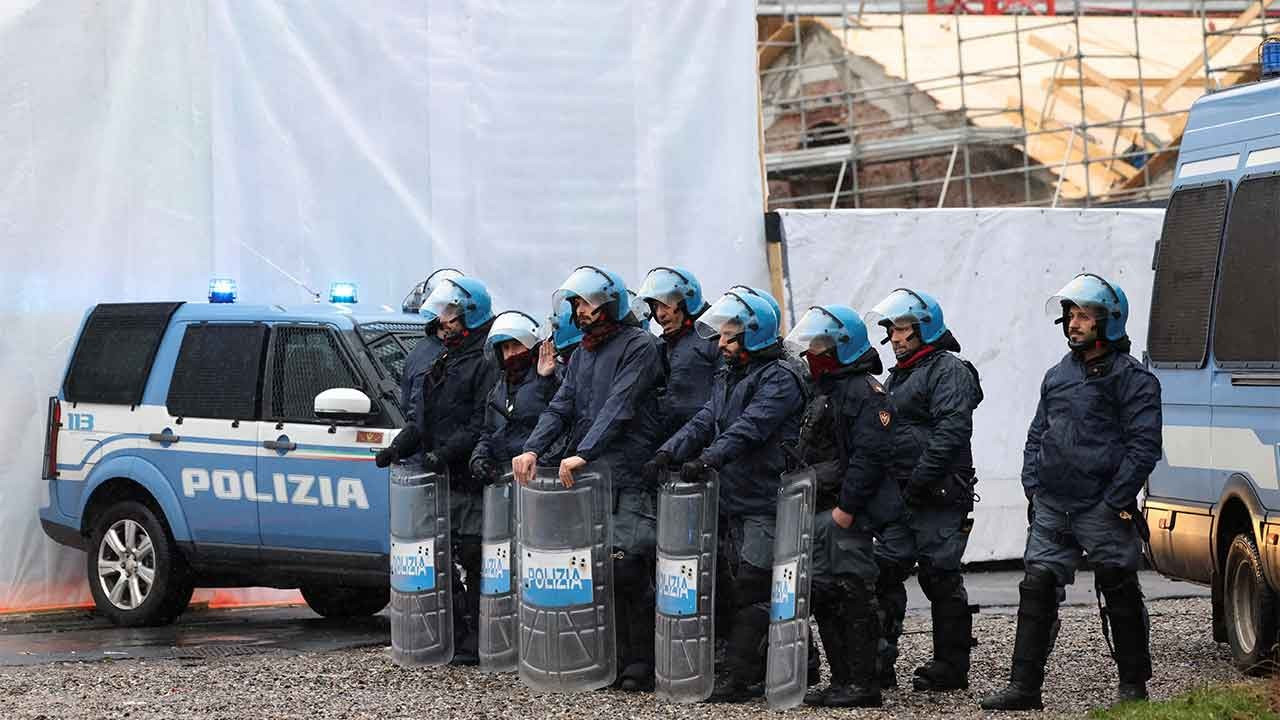İtalya'da üç Filistinli 'terör' suçlamasıyla gözaltına alındı