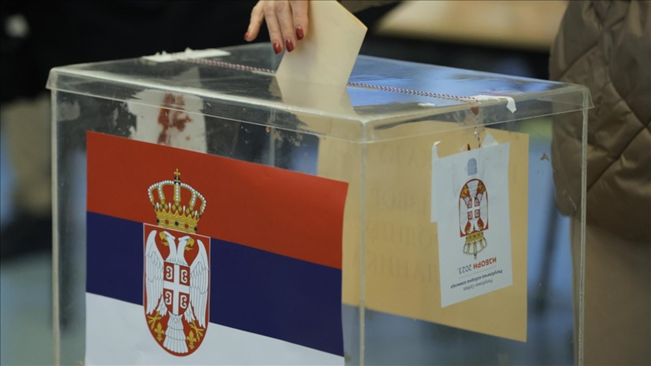 Belgrad'da yerel seçimler tekrarlanacak