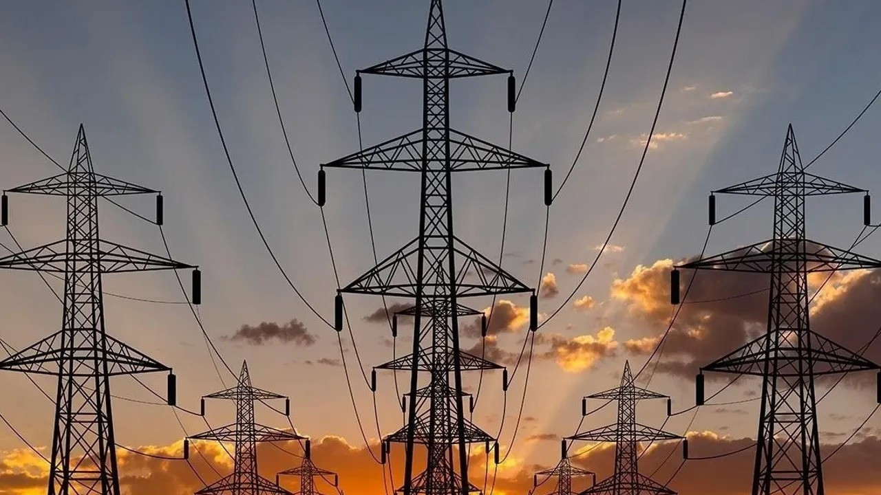 EPDK'dan iki elektrik dağıtımı şirketine 173 milyon lira ceza