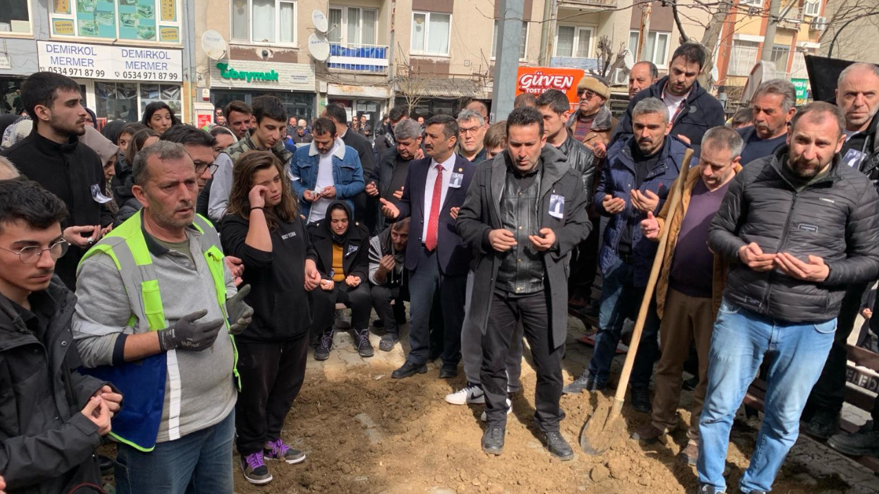 Sinan Ateş'in babası Musa Ateş toprağa verildi