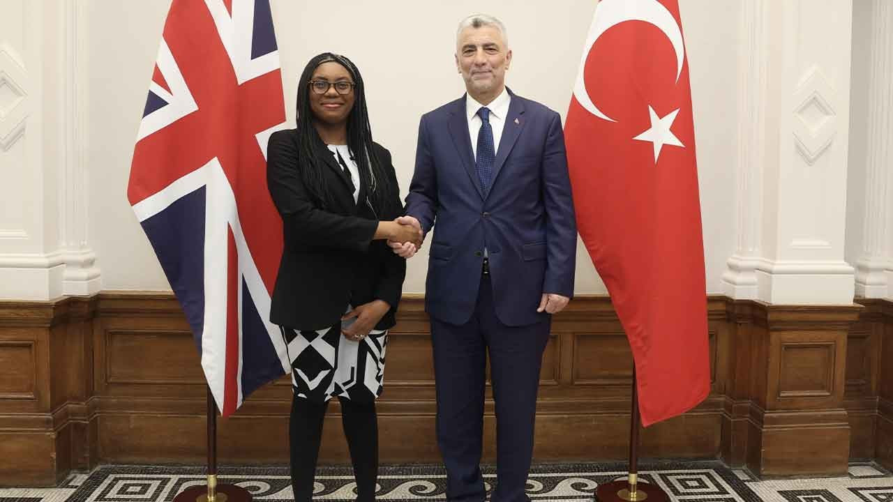 Türkiye ve İngiltere arasında serbest ticaret anlaşması müzakereleri