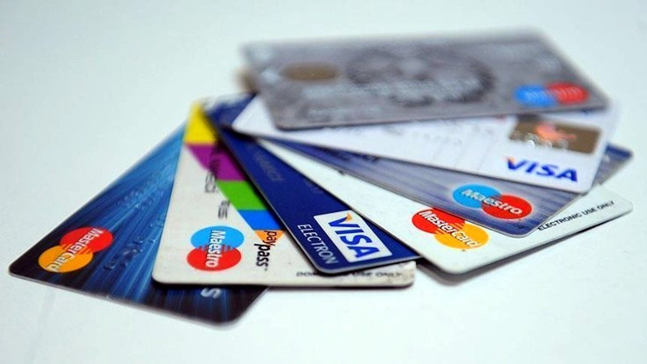 Kredi kartından nakit çekime fren