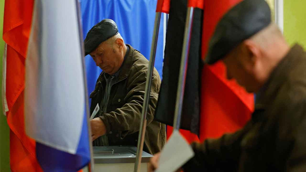 Rusya'da seçim 2'nci gününde: İktidar partisinden 'siber saldırı' iddiası