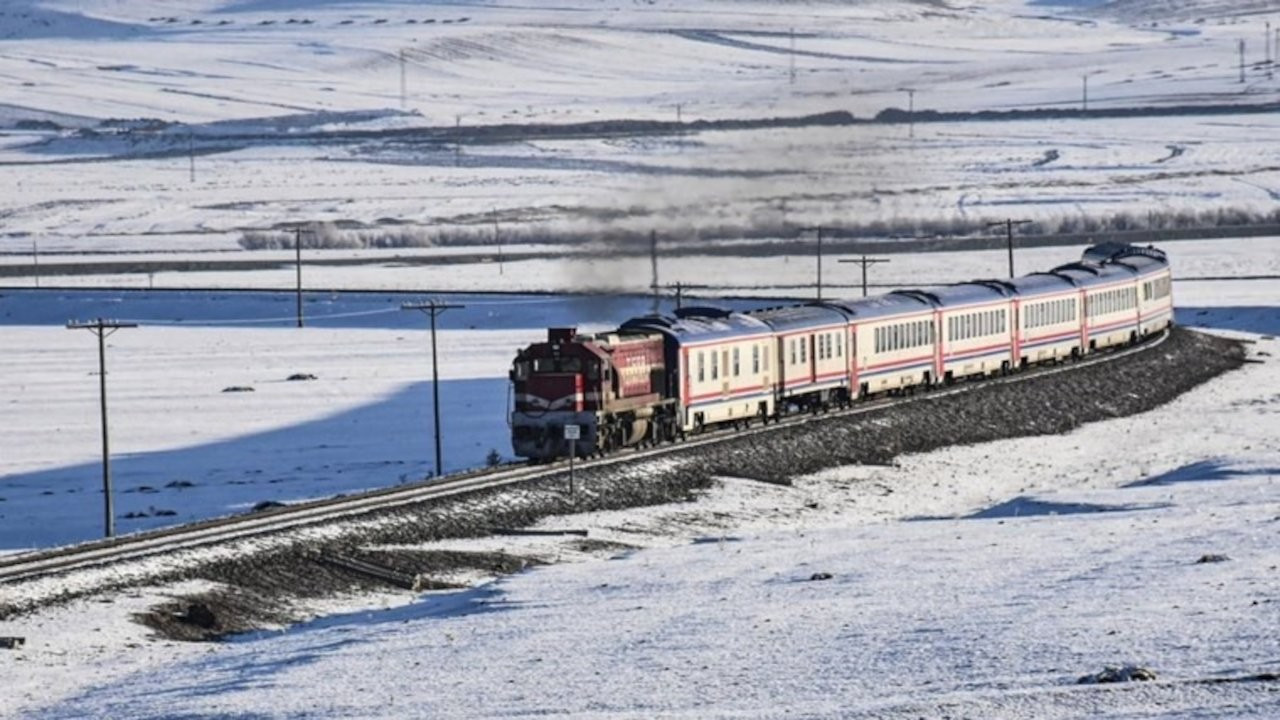 Doğu Ekspresi'ne rakip: Ankara-Tatvan turistik treni seferlere başlıyor