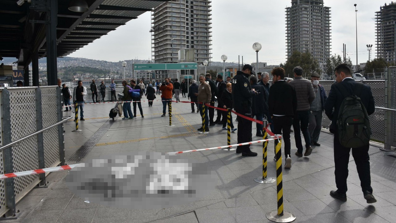 İzmir'de aktarma merkezi önünde silahlı saldırı: 1 ölü, 2 yaralı