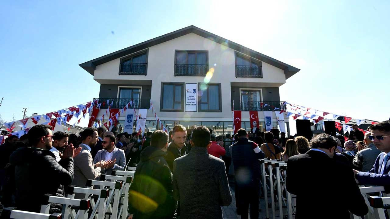 Ankara Büyükşehir Belediyesi otizmli bireyler için 'uygulama evi' açtı