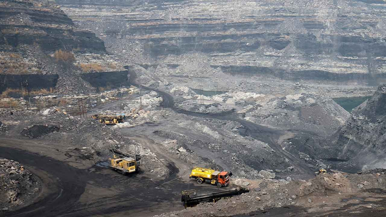 Pakistan'da kömür madeninde patlama: 12 işçi hayatını kaybetti