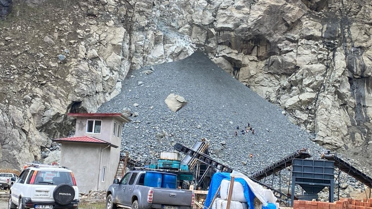 Trabzon'da taş ocağında çalışan bir işçi hayatını kaybetti
