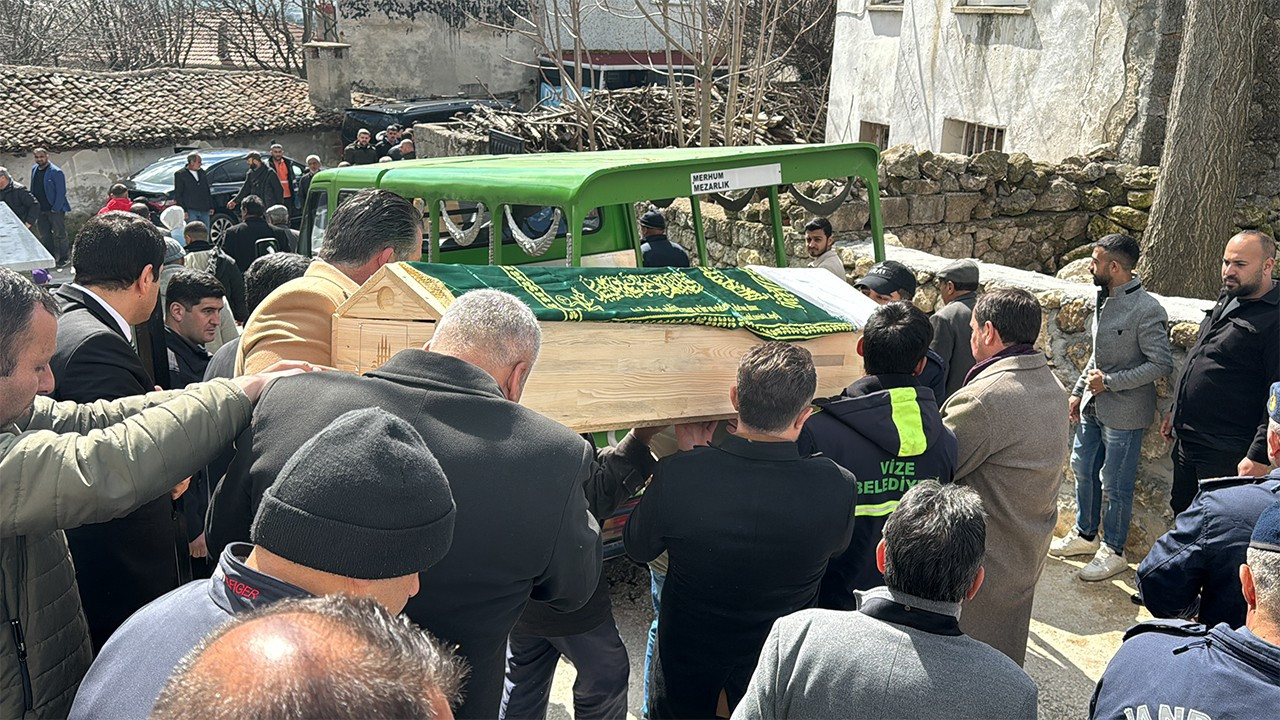 Tekirdağ'daki trafik kazasında hayatını kaybedenler defnedildi