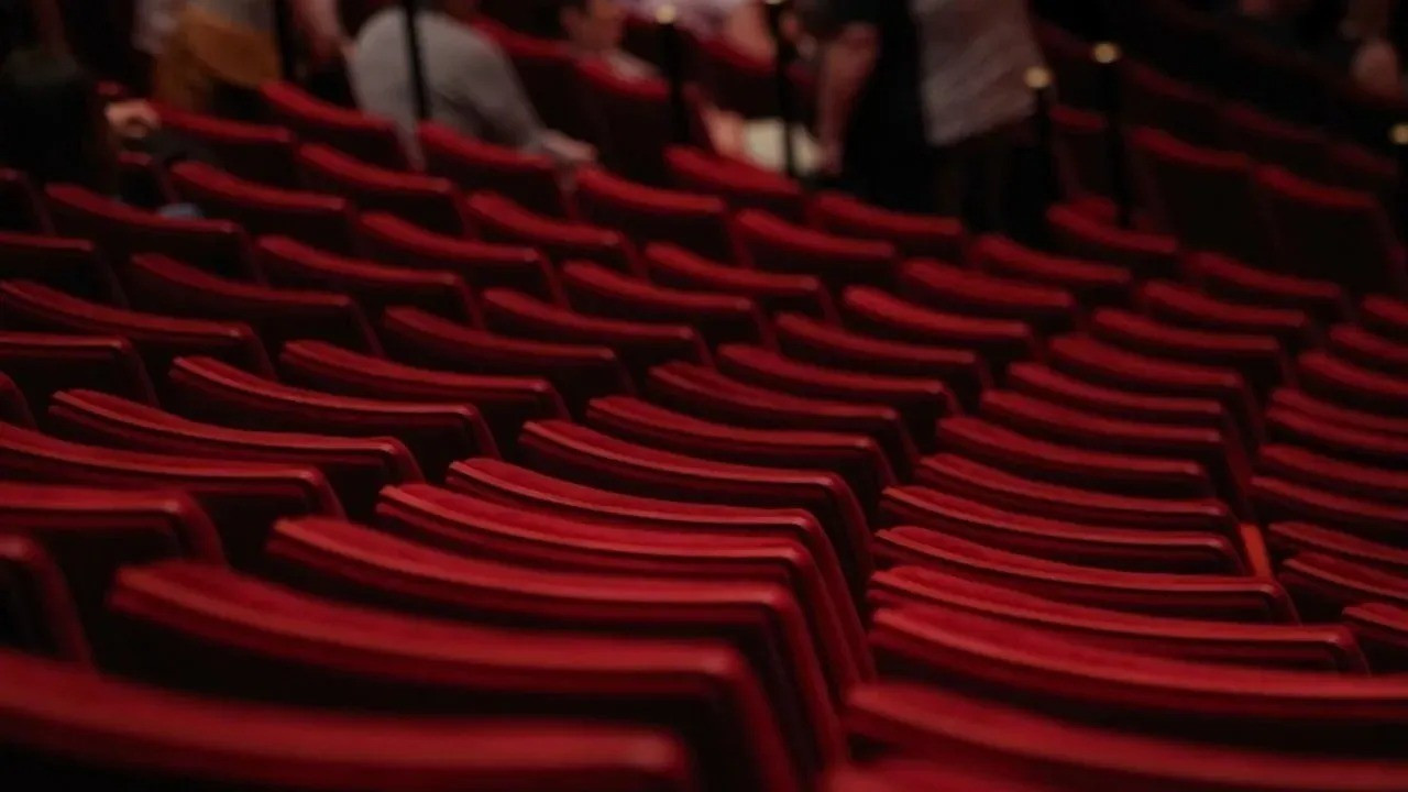 İBB Şehir Tiyatroları'nın nisan programı açıklandı
