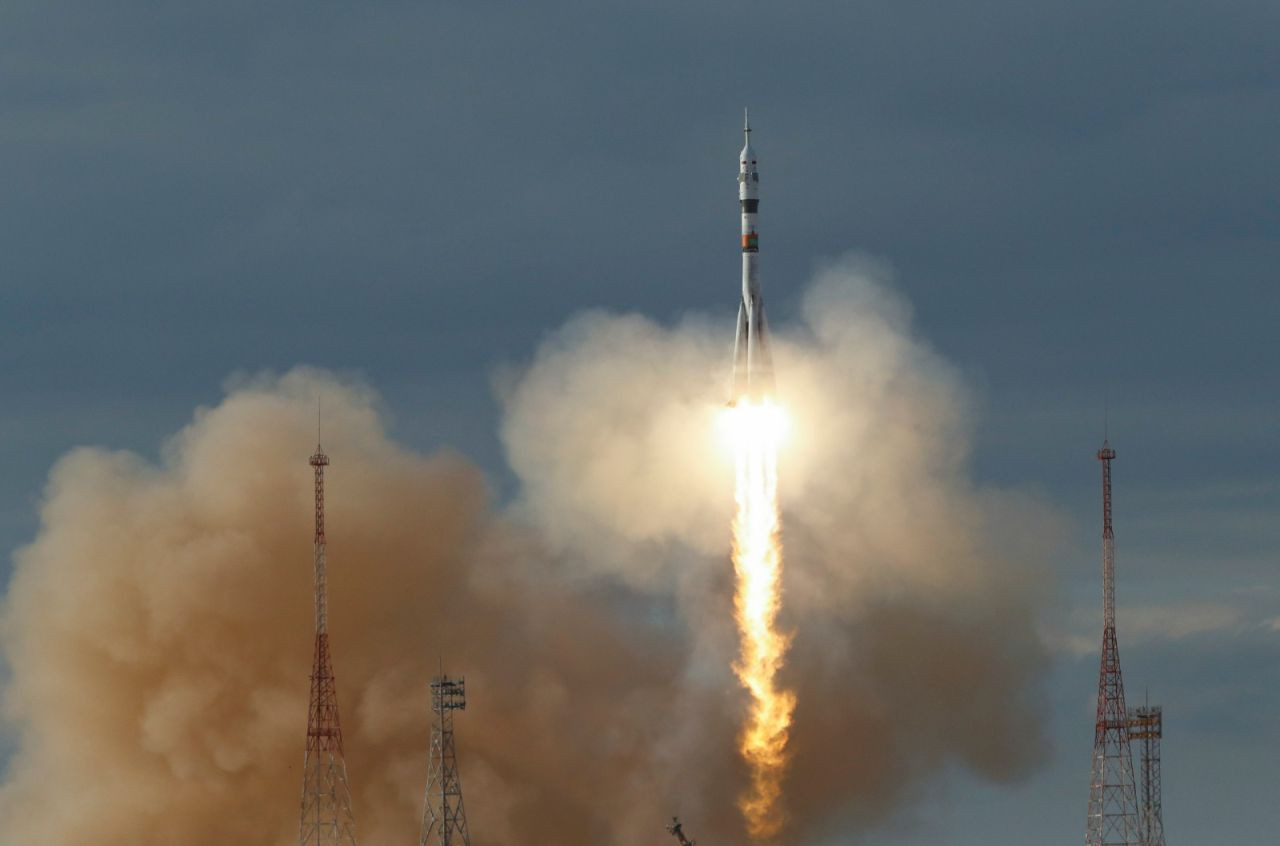 Soyuz, ikinci denemede uzaya fırlatıldı: Yolculuk 50 saat sürecek - Sayfa 4