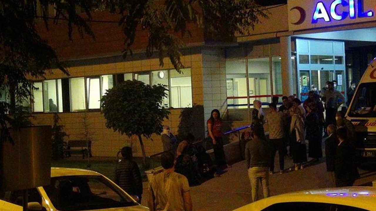 Diyarbakır'da iki ailenin taşlı sopalı kavgasında 3 kişi yaralandı