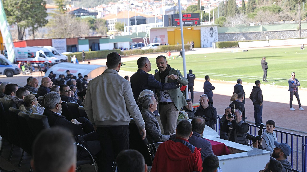 Muğlaspor-Yatağanspor maçında protokol trübününde arbede yaşandı