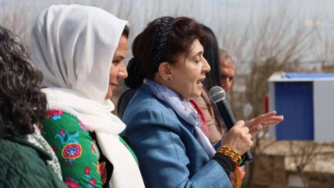 Leyla Zana'dan CHP'ye: 'Oyunu bana ver görünmez ol’ diyor, biz hayalet değiliz