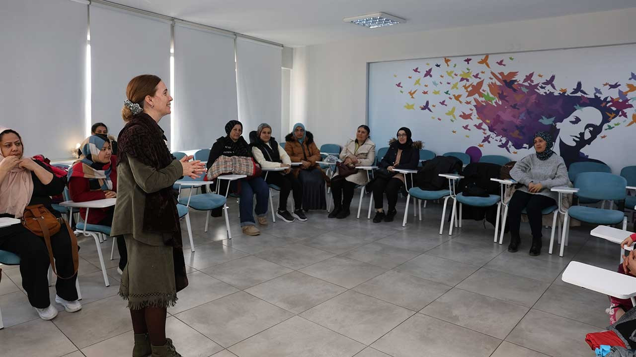 Eskişehir’de yürütülen ‘Kadın Hakları Projesi’nde eğitimler başladı