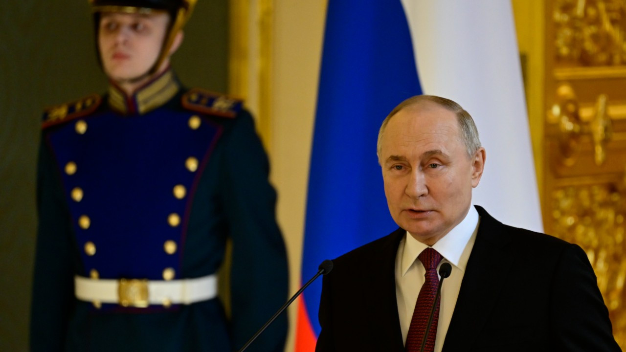 Putin: Siparişi verenin kim olduğuyla ilgileniyoruz