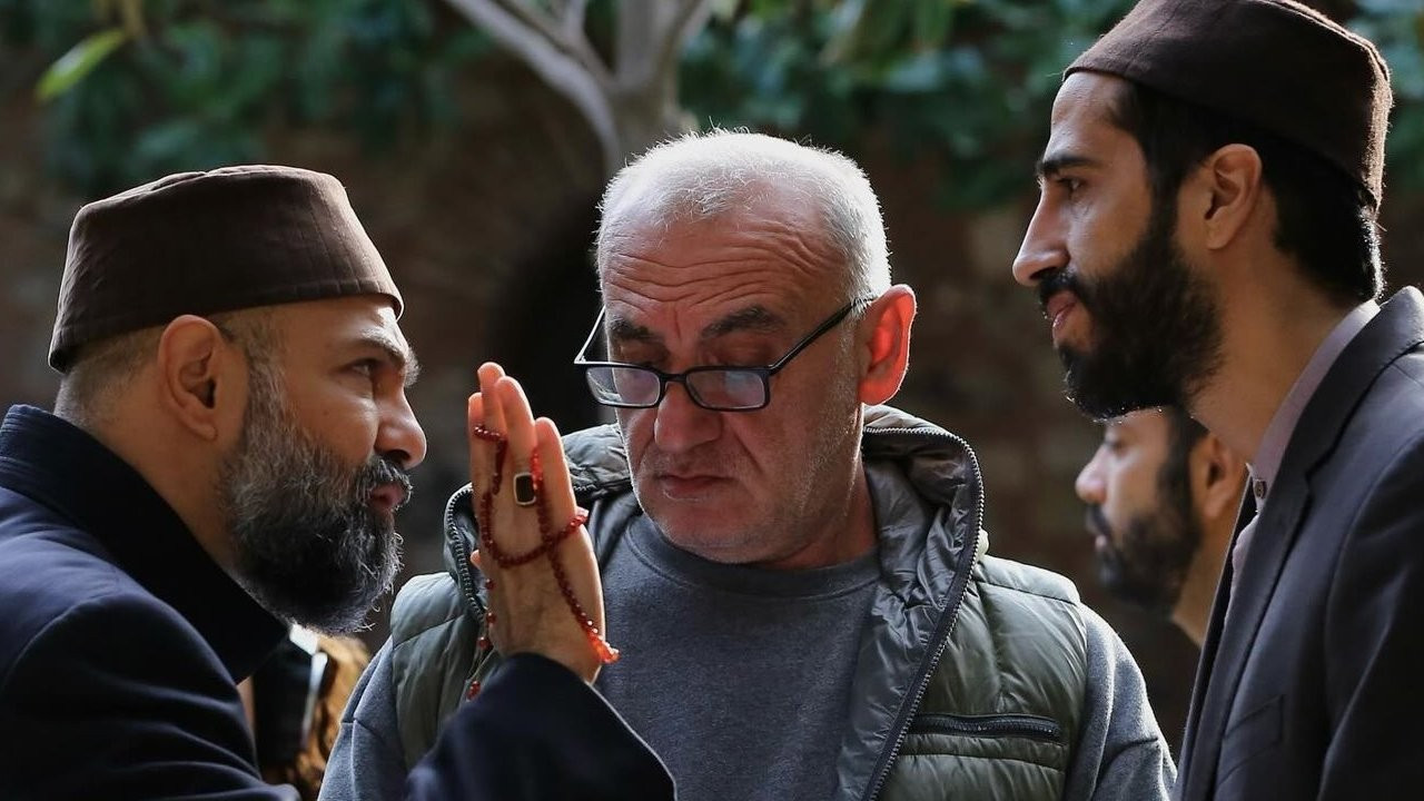 'Kızıl Goncalar'ın yönetmeni: İslami usullerin doğruluğu konusunda hiç eleştirilmedik