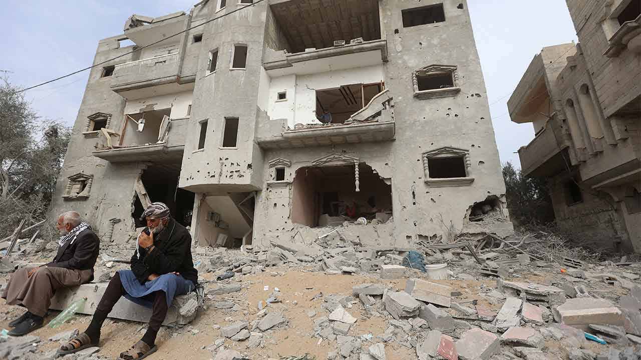 Savaş sonrası Gazze için 'çok uluslu güç' iddiası, ateşkes için 4 şart