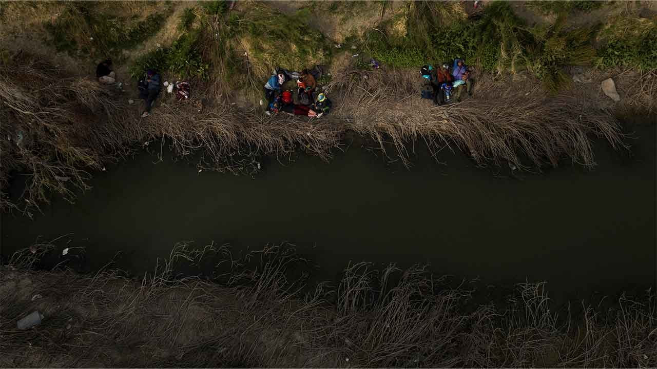 Meksika'da tekne alabora oldu, sekiz Çinli mülteci hayatını kaybetti