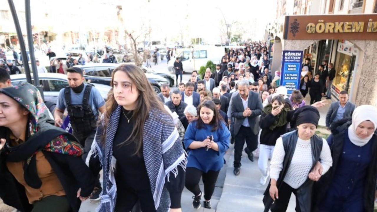 Şırnak'ta 'taşımalı seçmen' protestosu: Gözaltılar var