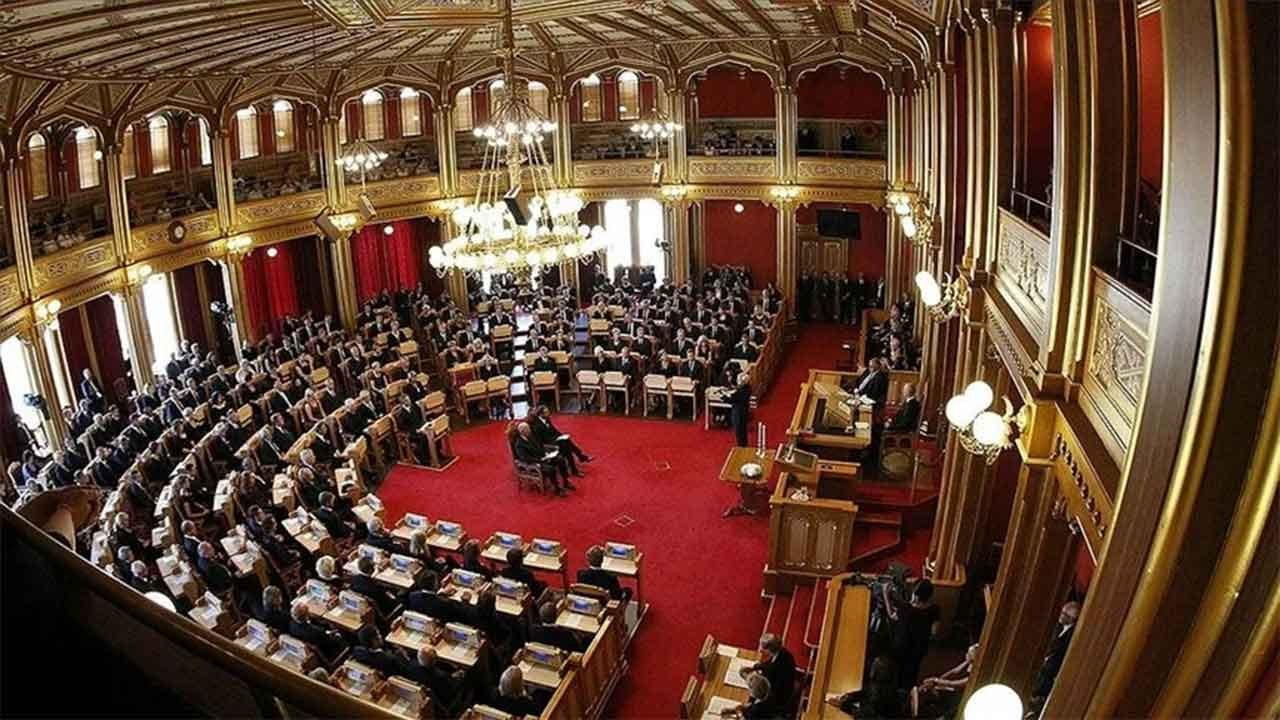 Norveç Parlamentosu'na bomba ihbarı