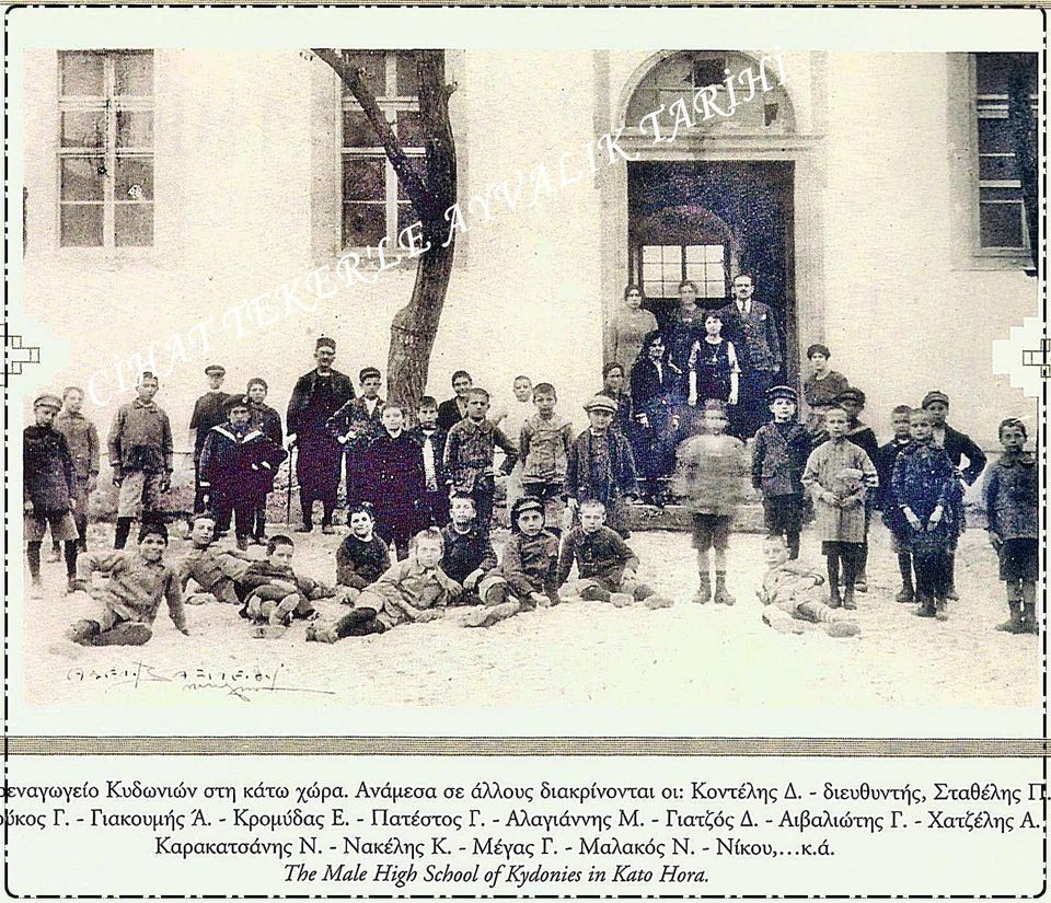 Tarihi Ayvalık Cumhuriyet Okulu'nun 100. yılına özgü sergi - Sayfa 1