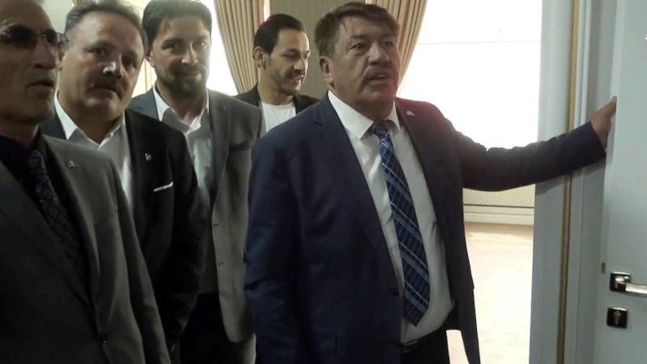 MHP'li başkandan AK Partili eski başkana: Kasa talan edilmiş