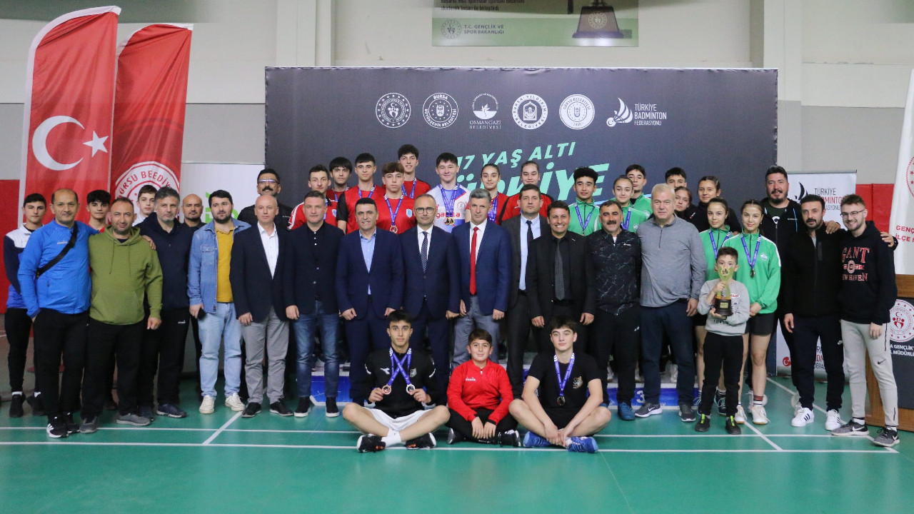 17 Yaş Altı Türkiye Badminton Şampiyonası sona erdi
