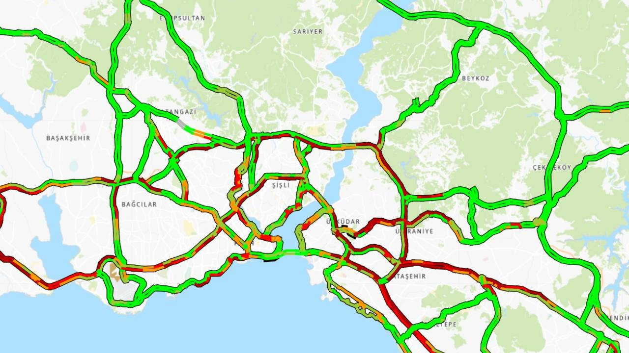İstanbul'da bayramın ilk gününde trafik yoğunluğu