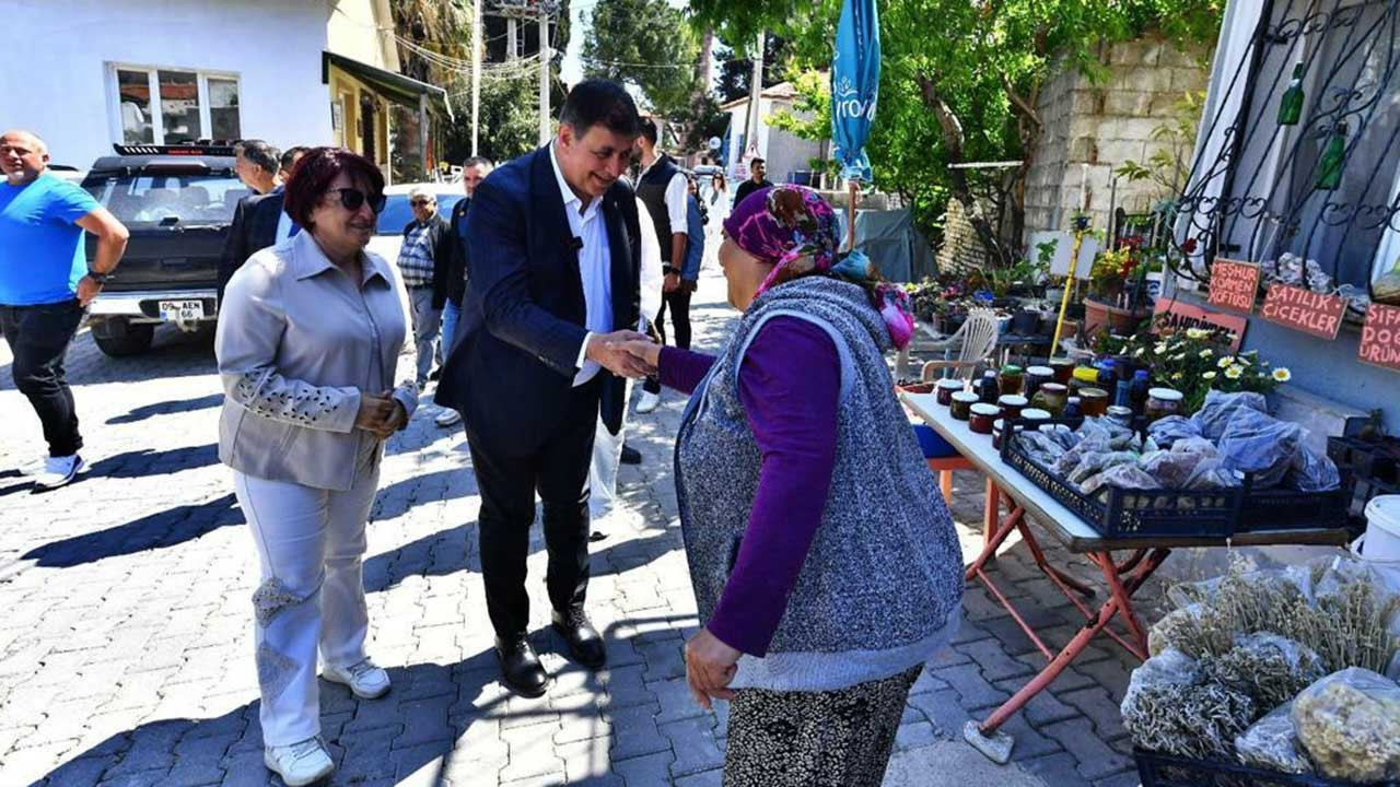 Cemil Tugay, Karaburun'un köylerini ziyaret etti