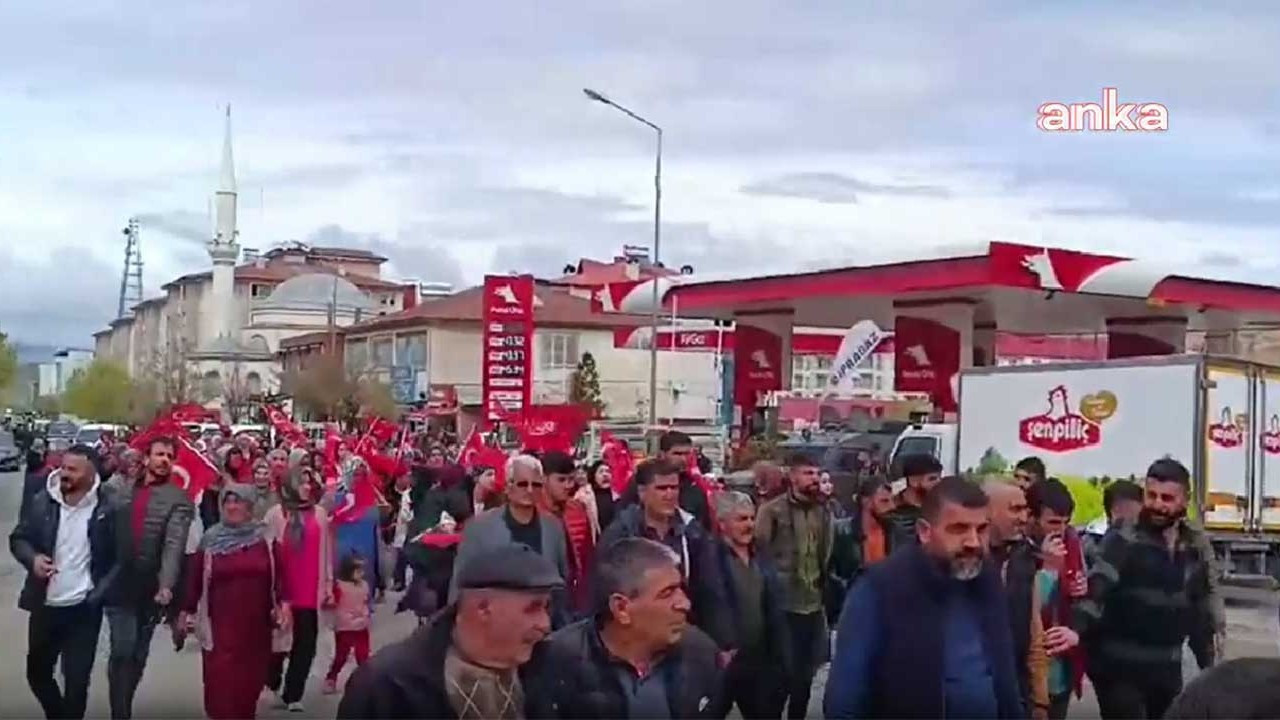 CHP kazandı, mazbata AK Partili adaya verildi: Tuzluca'da protesto sürüyor
