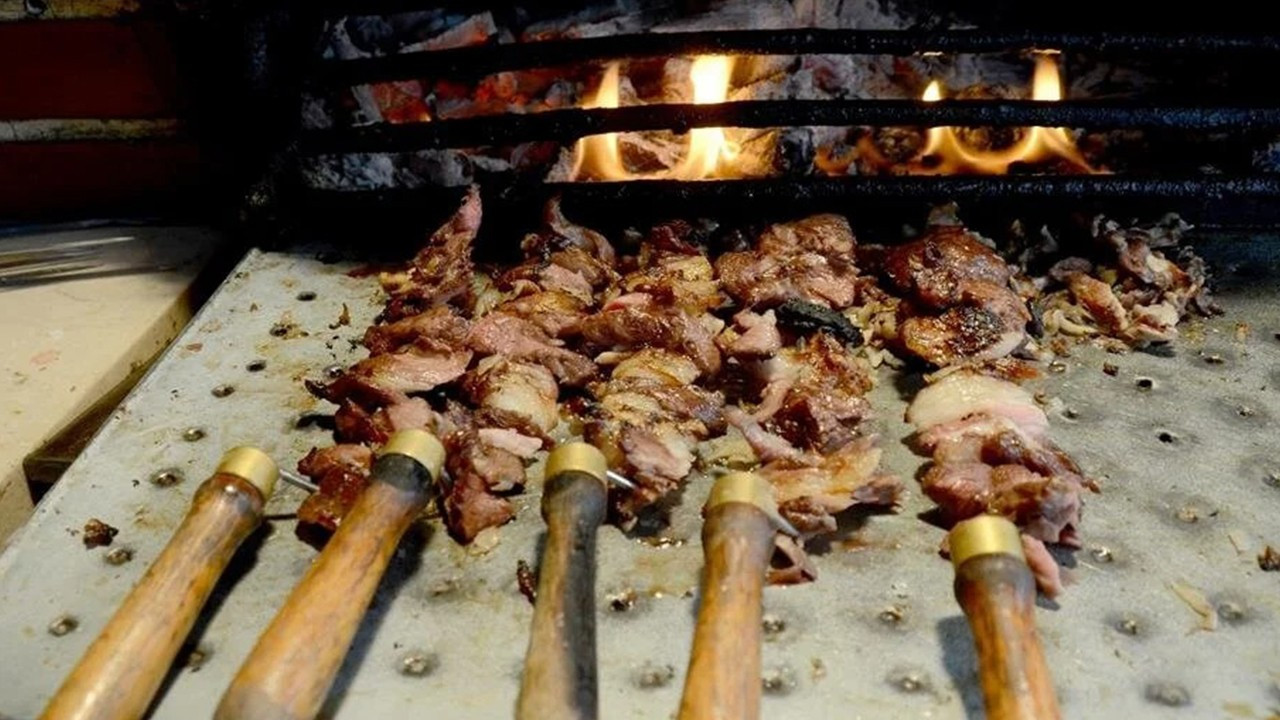 Dünyanın en lezzetli 9'uncu yemeği: Cağ kebabı