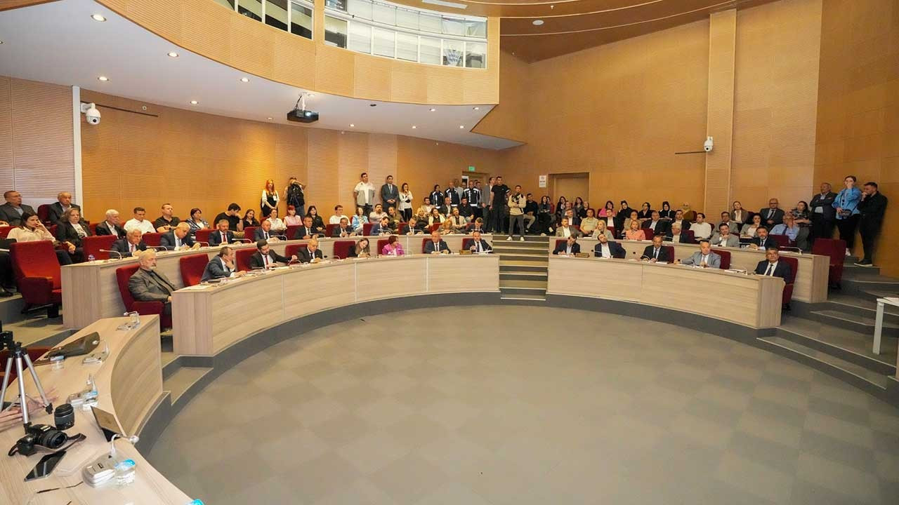 Gaziemir Belediye Meclisi 2024-2029 döneminin ilk toplantısını yaptı