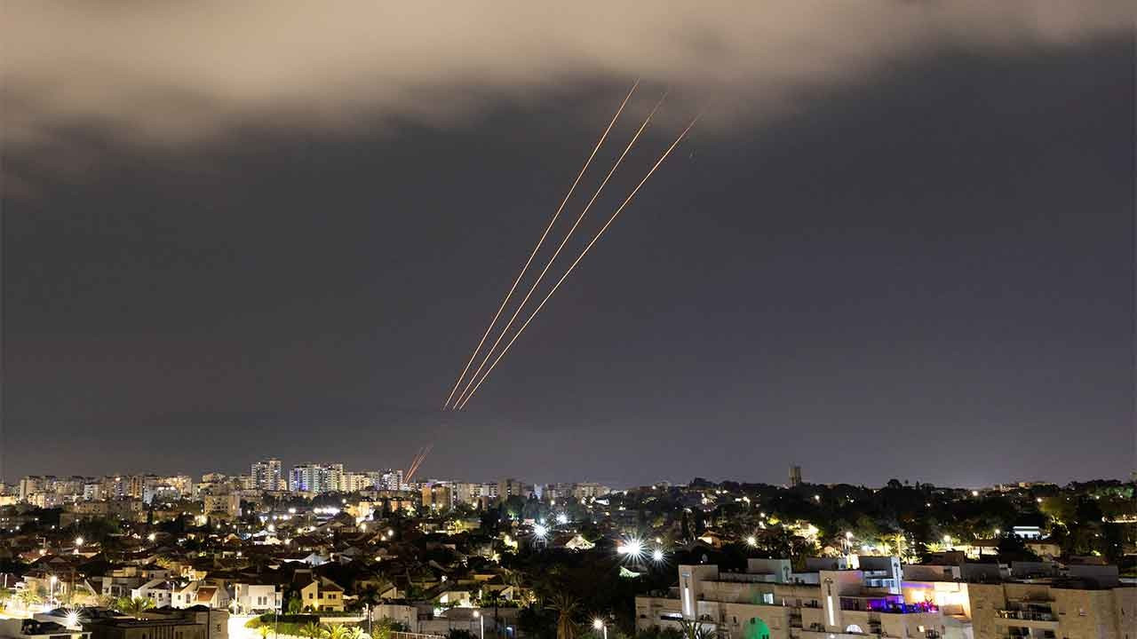 İsrail'de siren sesleri: Hamas, Tel Aviv'e füze saldırısı düzenlediğini açıkladı