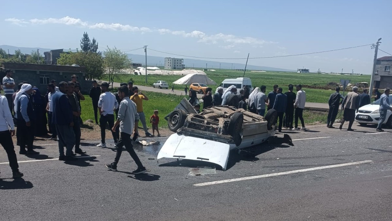 Diyarbakır'da trafik kazası: 4 kişi yaralandı