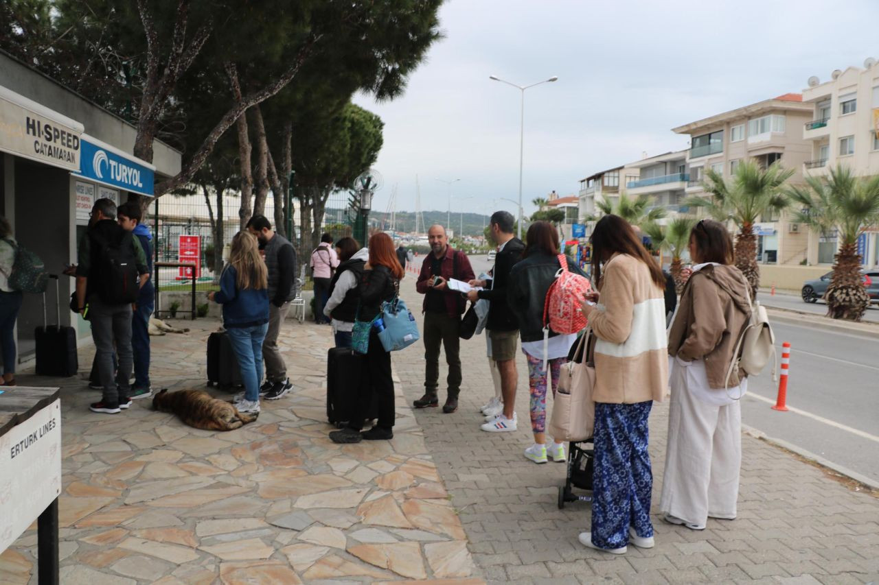 Kapıda vize başladı: Yunan adalarına Türkiye'den akın var - Sayfa 2