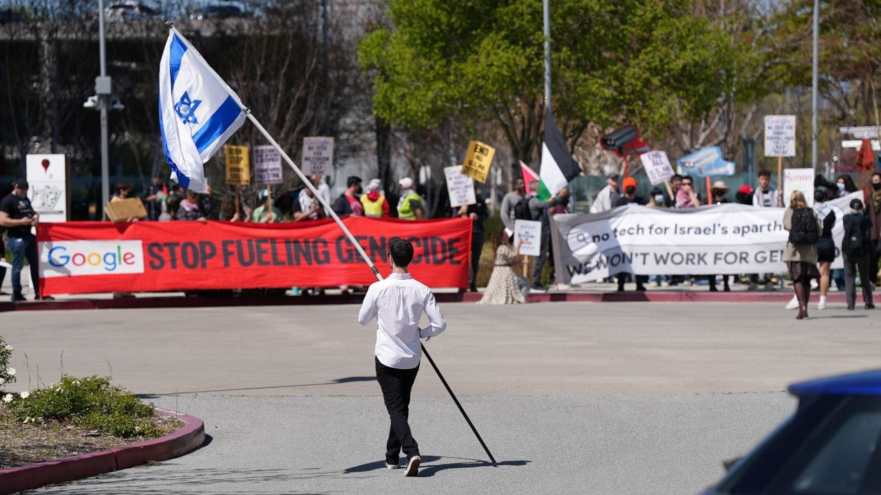 Google, İsrail'le yapılan anlaşmayı protesto eden çalışanlarını kovdu