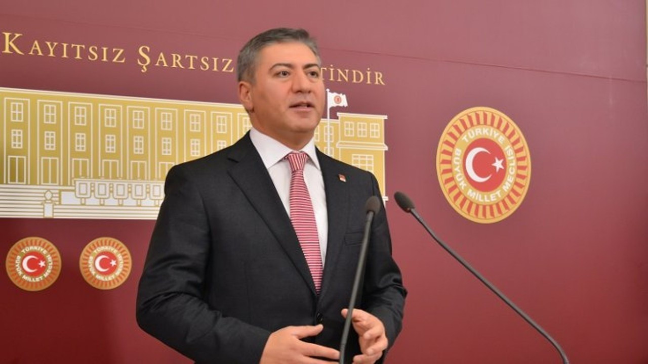 CHP’nin yeni grup başkanvekili Murat Emir oldu