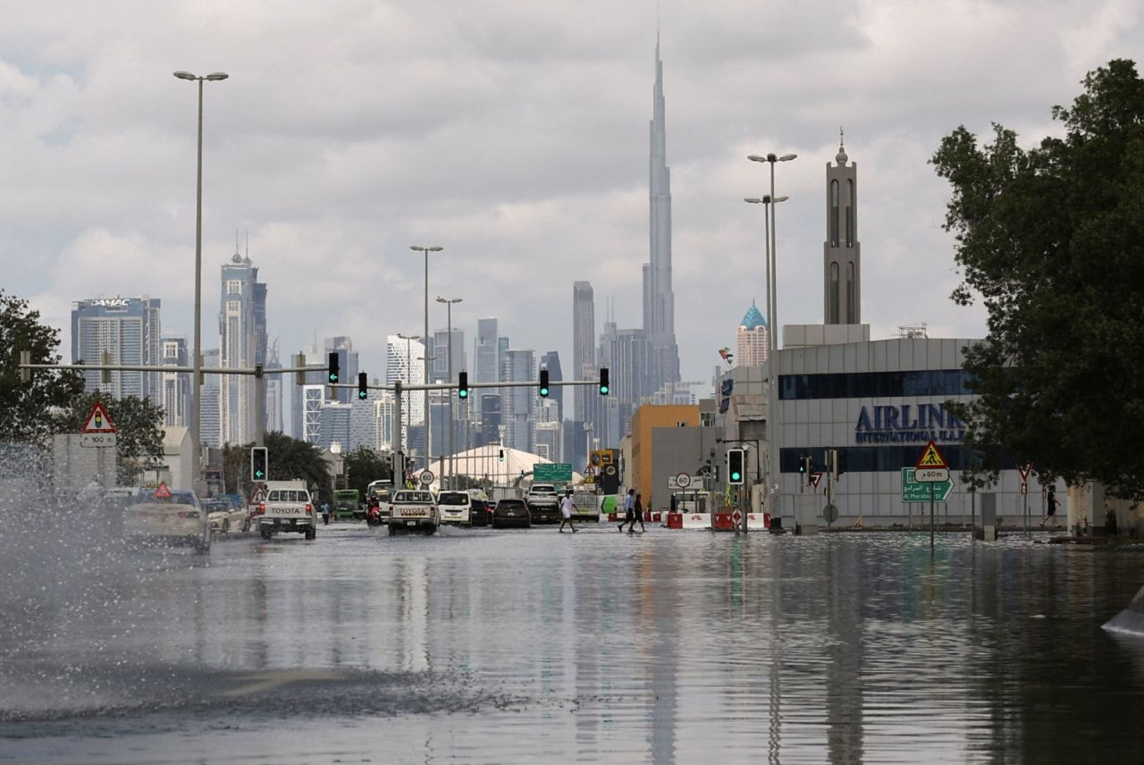 Dubai'deki sele bulut tohumlaması mı neden oldu? - Sayfa 4