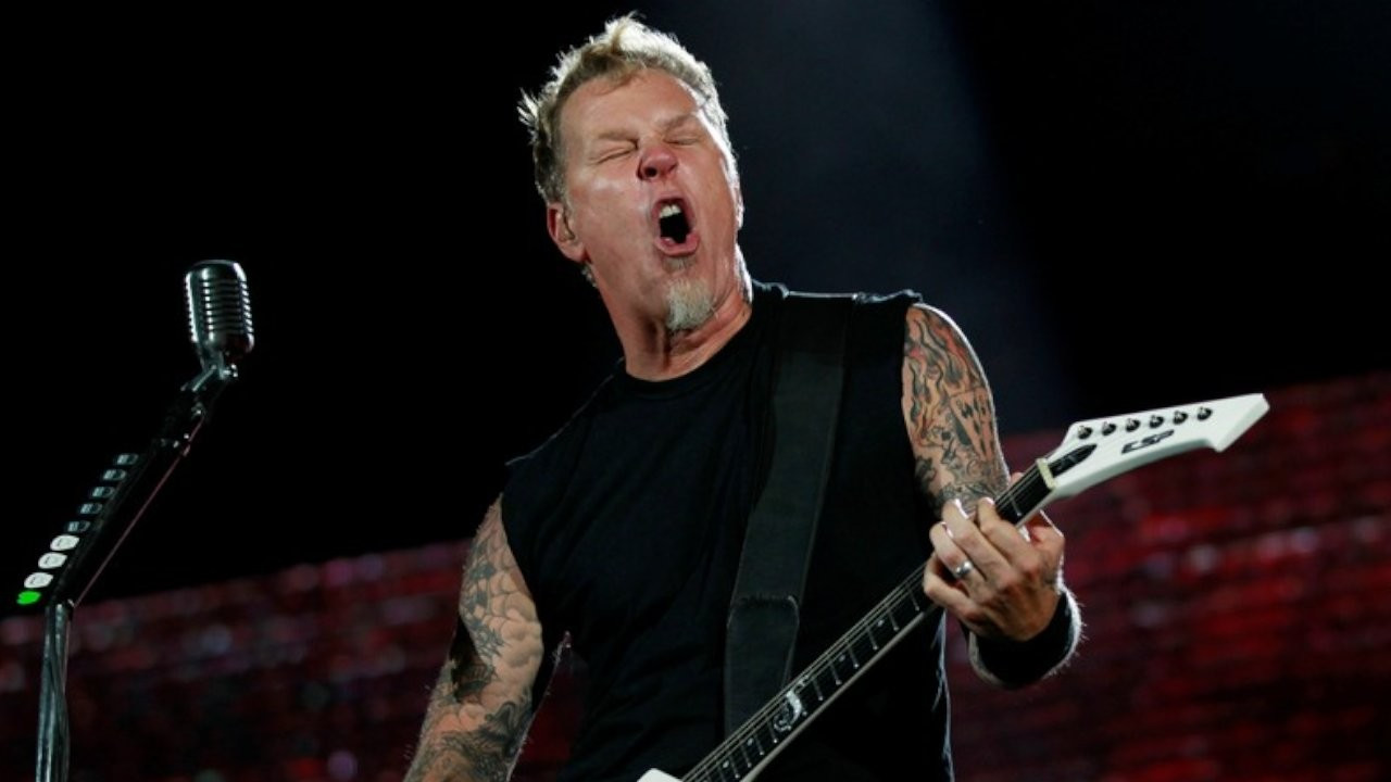 Metallica yıldızı James Hetfield, Lemmy Kilmister'ın küllerinden dövme yaptırdı