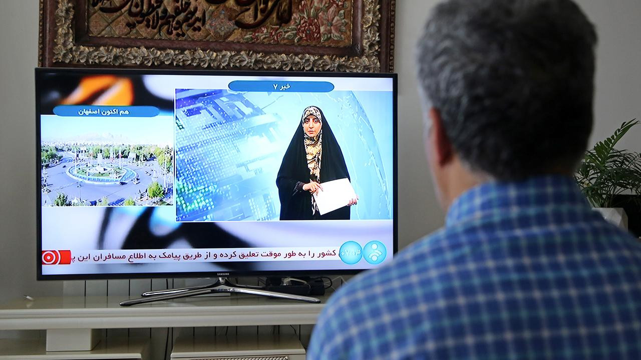 İran devlet televizyonu: İsfahan'da 3 İHA imha edildi