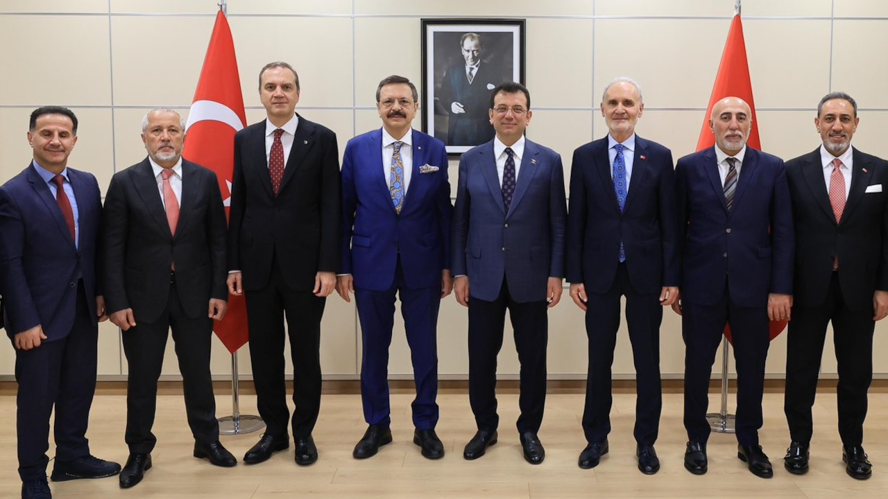AK Partili Külünk, İmamoğlu'nu ziyaret eden Hisarcıklıoğlu'nu hedef aldı: Derebeyi, fırsatçı