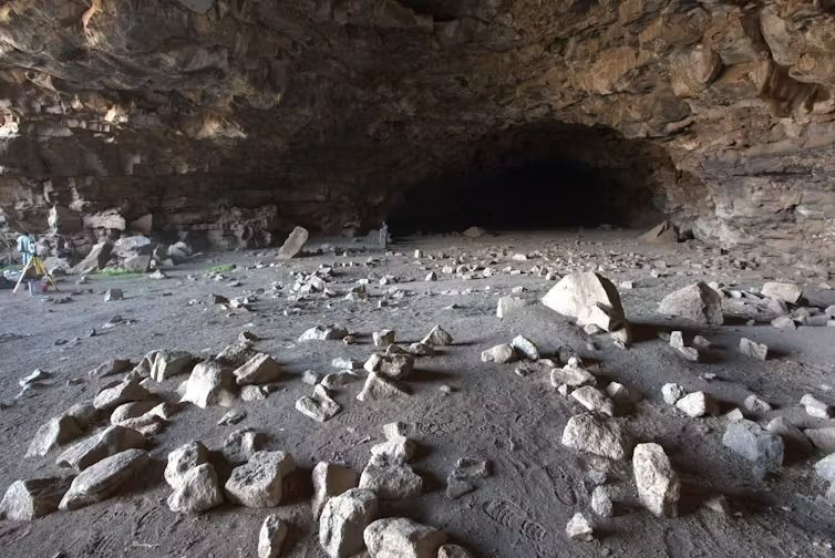 İnsanlar 7 bin yıl önce dev bir lav tünelinin içinde yaşıyordu - Sayfa 3