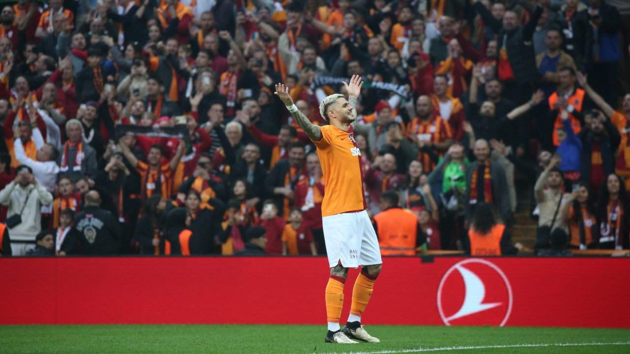 Galatasaray kendi rekorunu egale etti
