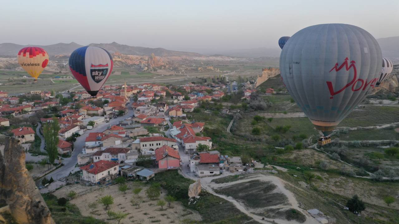 Aydoğan: Kapadokya, 4 bin kişiyi gökyüzünde taşıma kapasitesine sahip